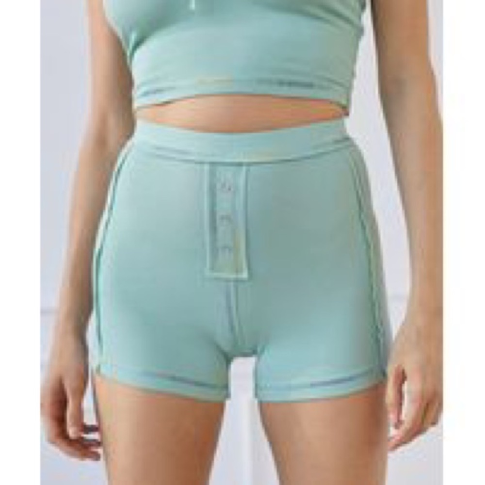 NWT UO Out From Under Sweet Dreams Boyshort - Picture 3 of 3